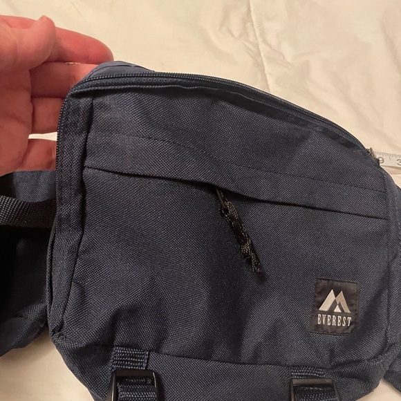 Everest Dual Water Bottle Hiking Fanny Pack Navy Blue - Picture 2 of 9